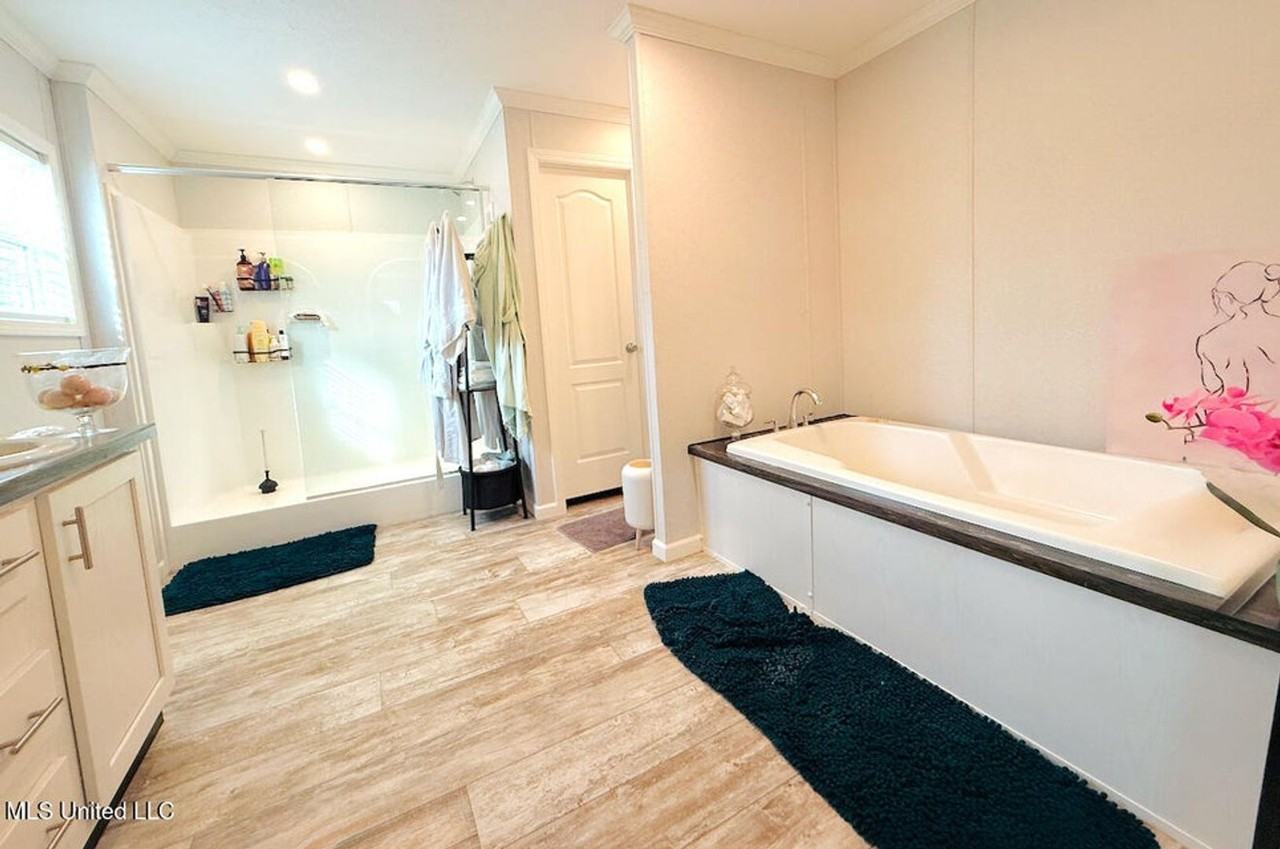 1273 Stonecypher Road - Photo 6 of 34