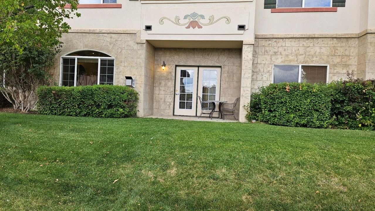 840 Bigler Ln - Photo 2 of 29