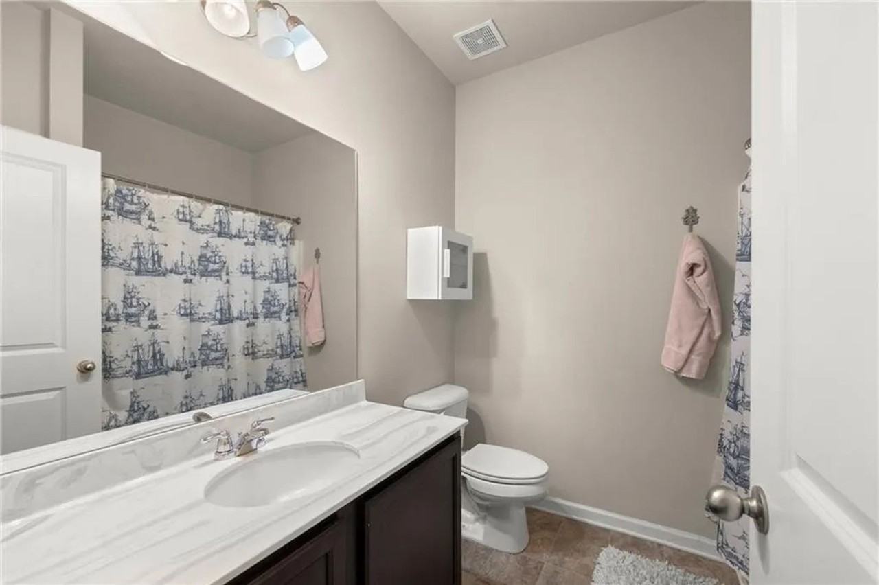 4202 Chatham Ridge Dr - Photo 2 of 37