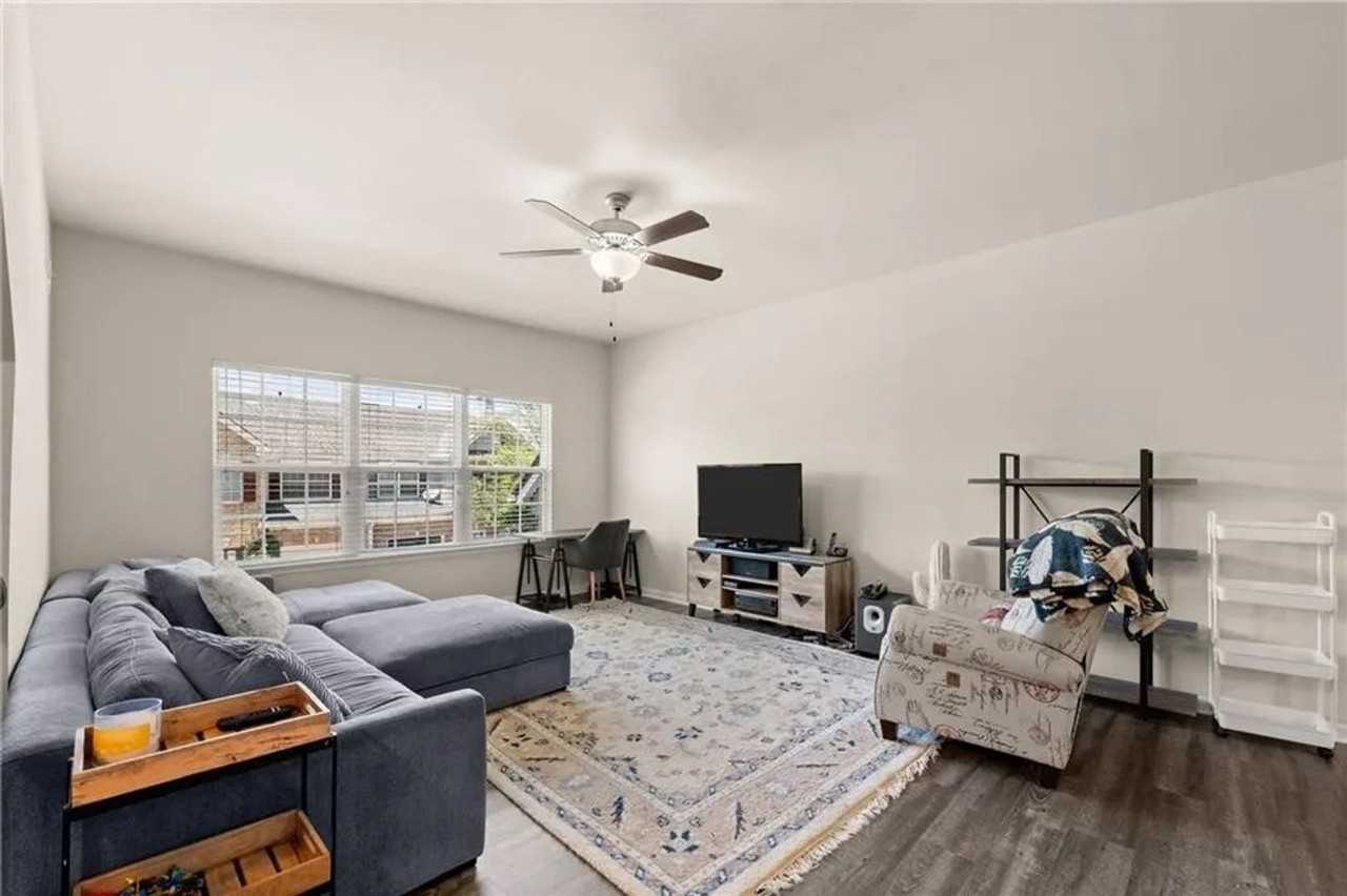 4202 Chatham Ridge Dr - Photo 3 of 37