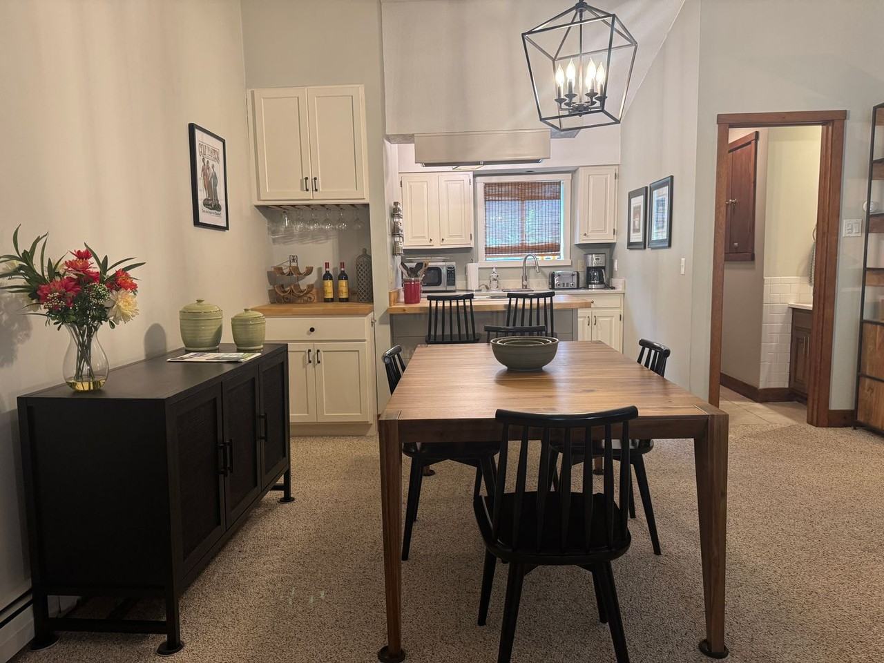 383 Old Quechee Rd - Photo 7 of 17