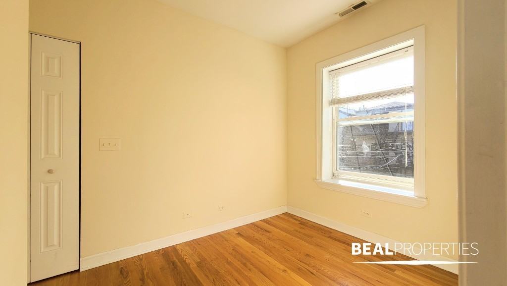 3254 N Clifton Ave #3250N2 - Photo 7 of 13