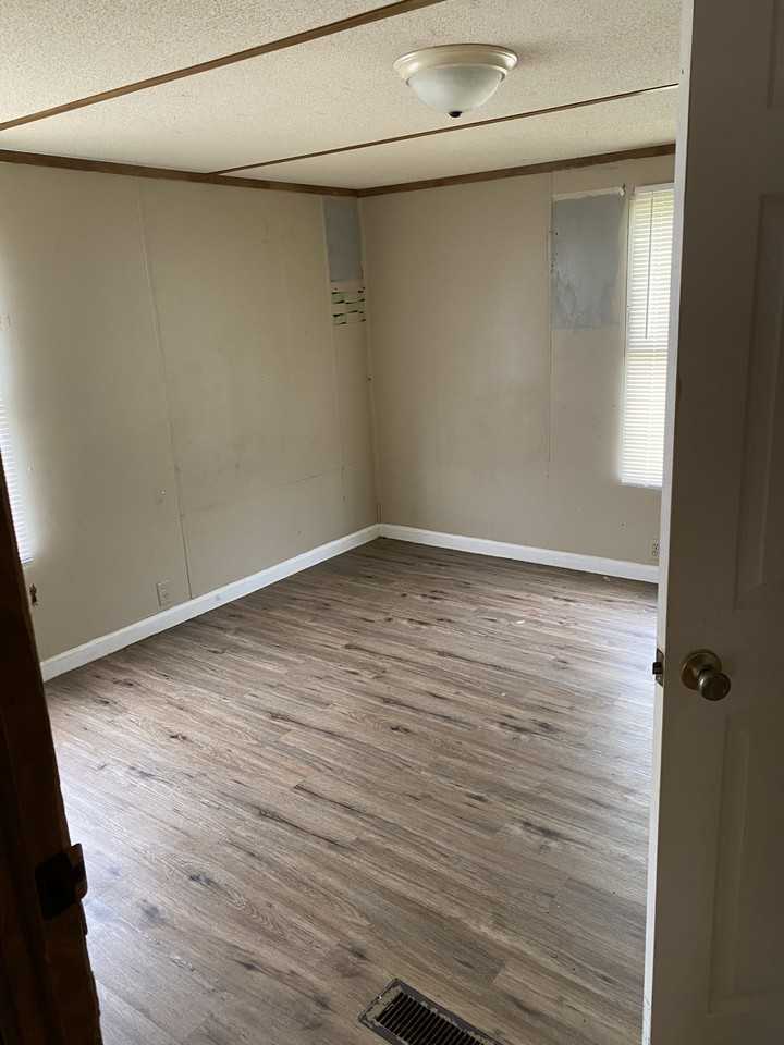 49 Coach Dr #NA - Photo 6 of 10