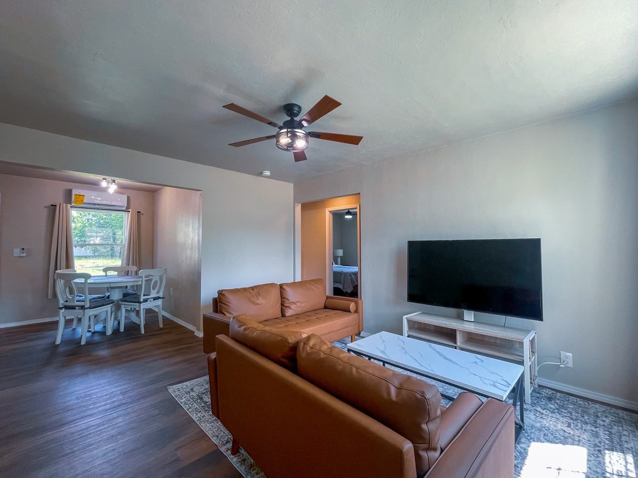 1005 N Pine St #NA - Photo 3 of 18