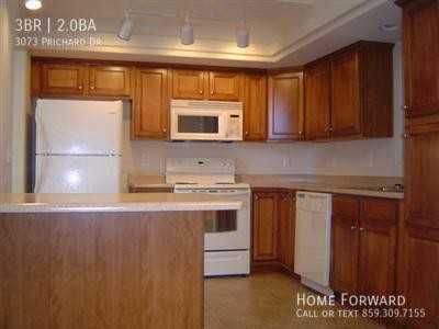 3073 Prichard Dr - Photo 3 of 6