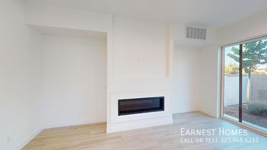 8456 N Camelia Ct - Photo 4 of 24