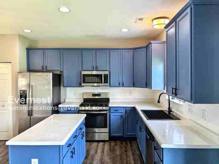 3388 Glassgow Dr - Photo 2 of 27