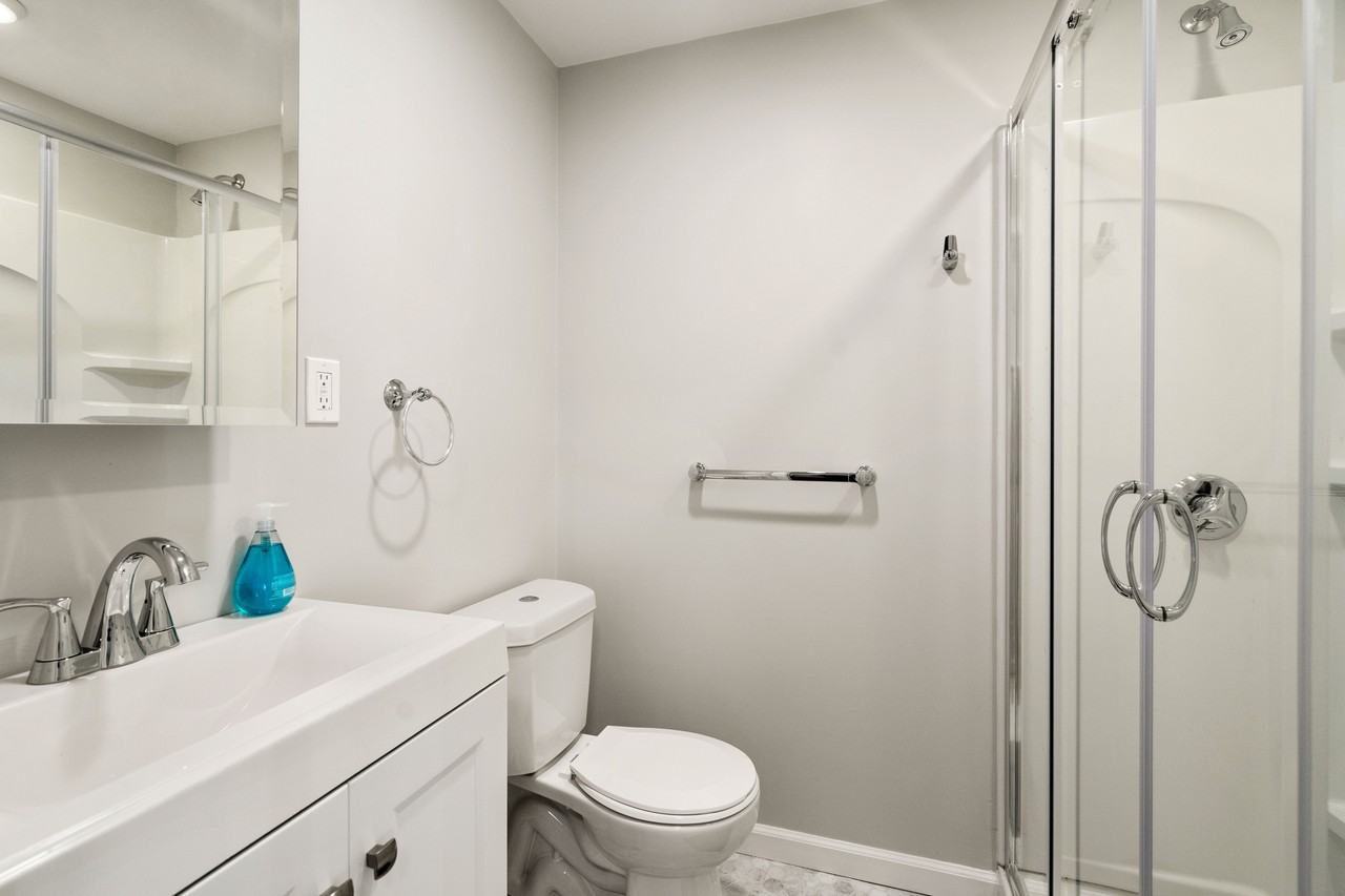 1061 Saratoga St #2 - Photo 6 of 17