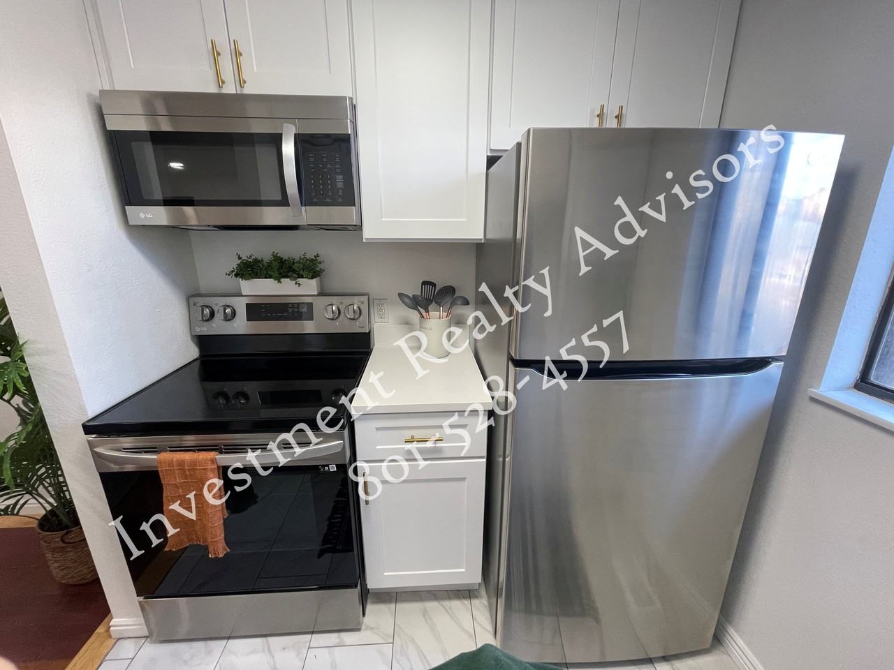 425 S 900 E #3 - Photo 7 of 13