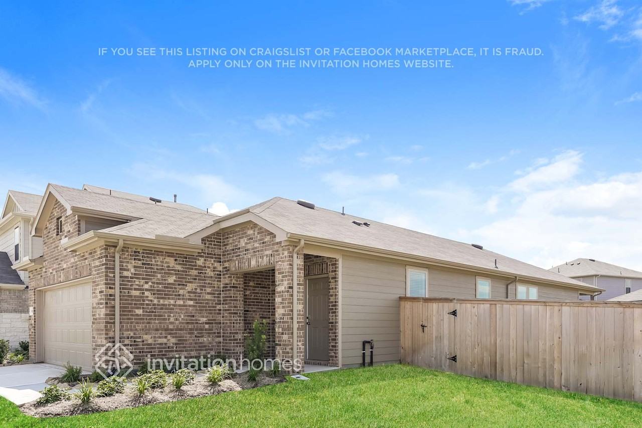 15243 Canyon Rapids Road - Photo 3 of 16