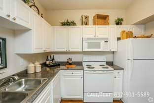 999 White St #EAMH - Photo 1 of 1