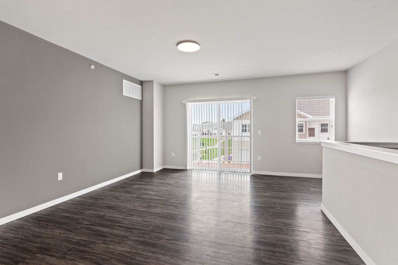 Rock Pointe Village I LLC - Photo 7 of 50