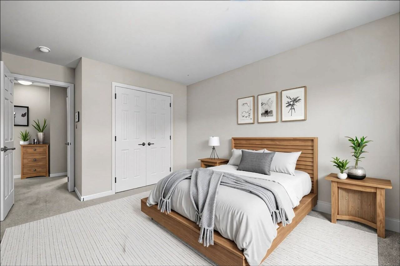 Metropolitan West Goshen - Photo 3 of 50