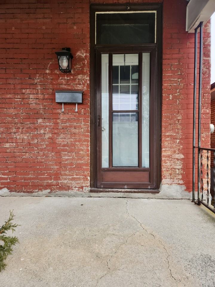 491 Romaine St - Photo 3 of 30