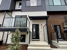 Luxury 3 Bed / 2.5 Bath Townhouse with Double Garage & Central A/C – SF78 - Photo 1 of 1