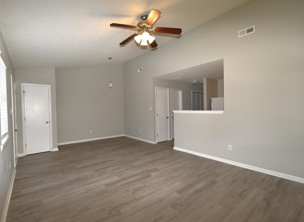159 Marlene Dr - Photo 3 of 11