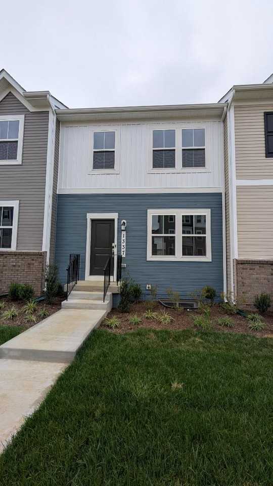 1337 Cedar Valley Rd - Photo 2 of 11