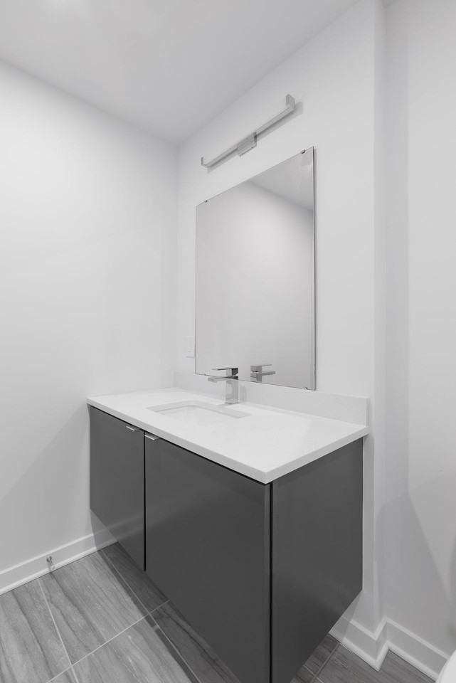 Graduate Pointe - Photo 2 of 50