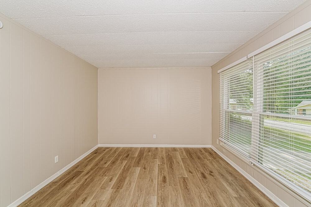 1701 6th St Nw - Photo 5 of 16