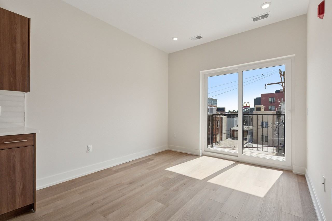 The Archer - Photo 2 of 50