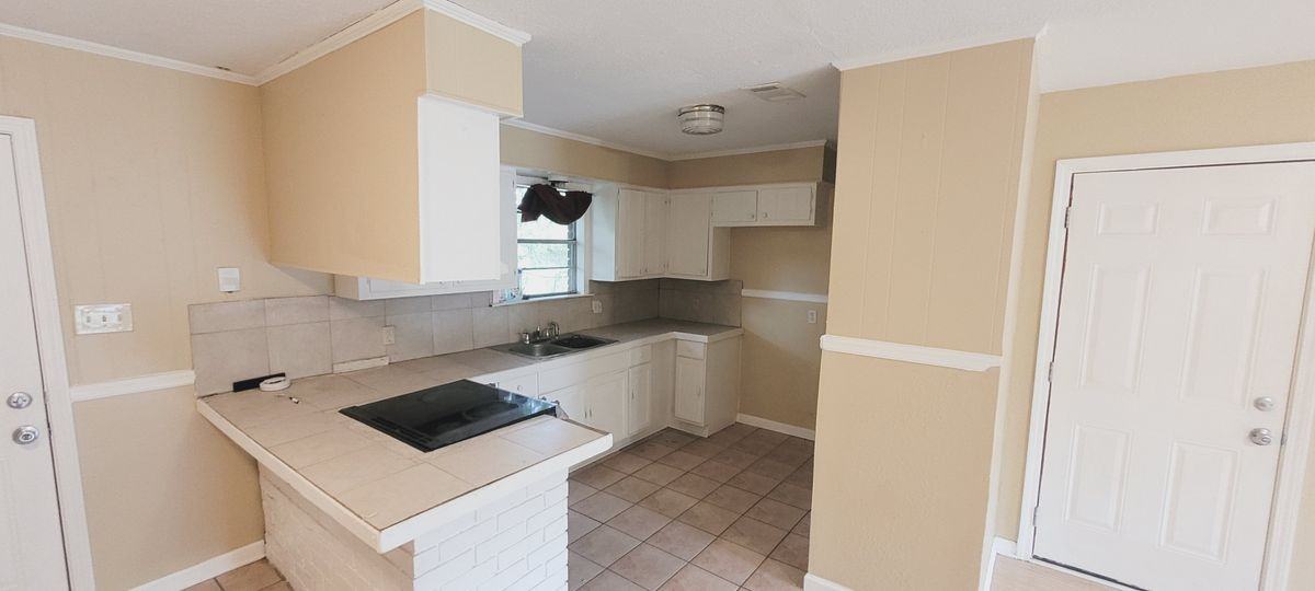 5710 Benson Drive - Photo 6 of 27