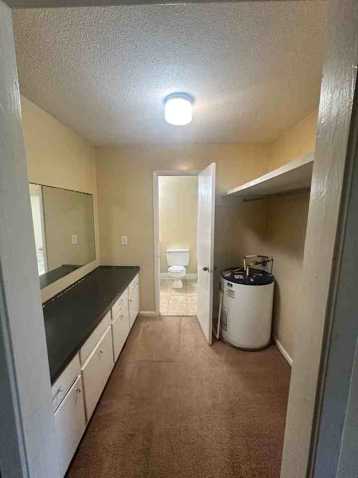 100 Lankford Cir - Photo 7 of 9