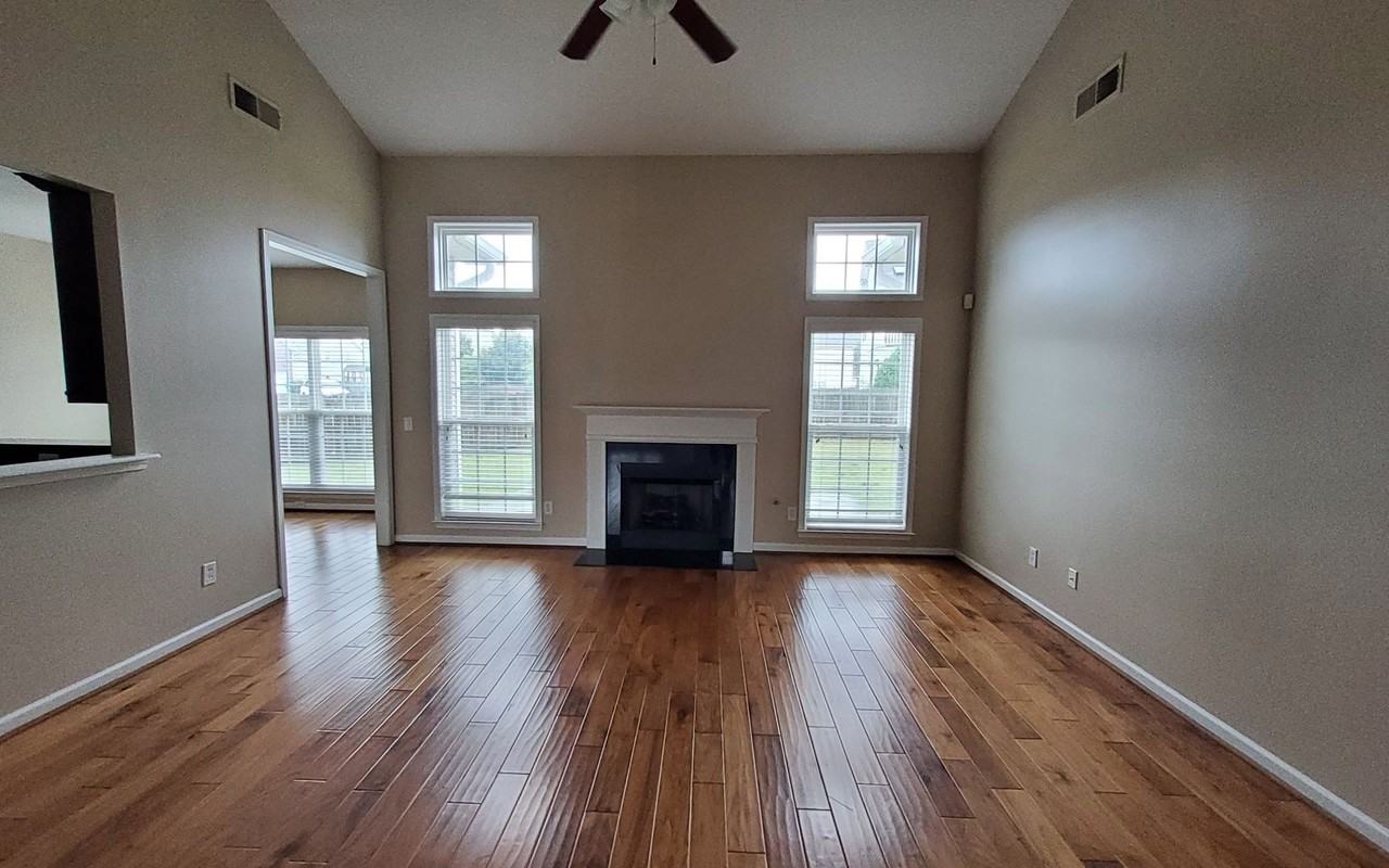 600 Brutsch Ave - Photo 3 of 17