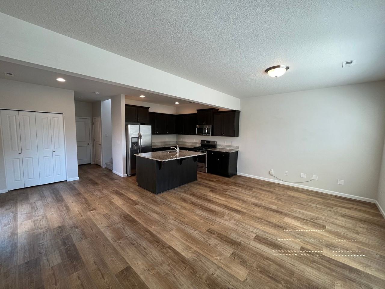 20582 Se Cameron Ave - Photo 3 of 22
