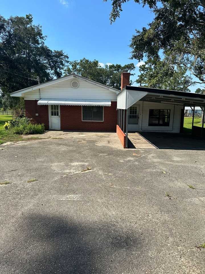 4742 Cat Creek Rd - Photo 3 of 50