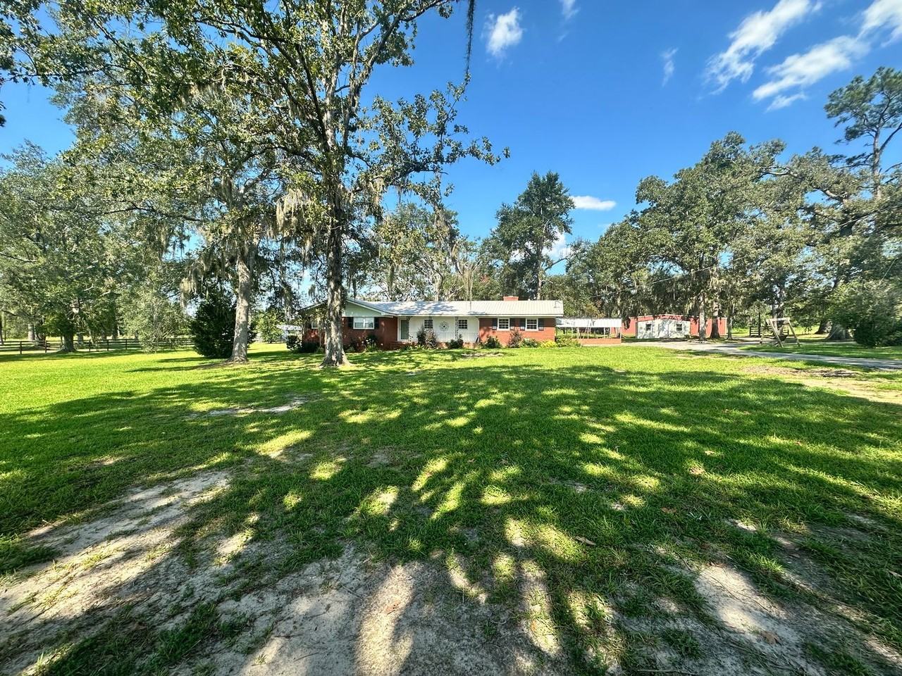 4742 Cat Creek Rd - Photo 4 of 50