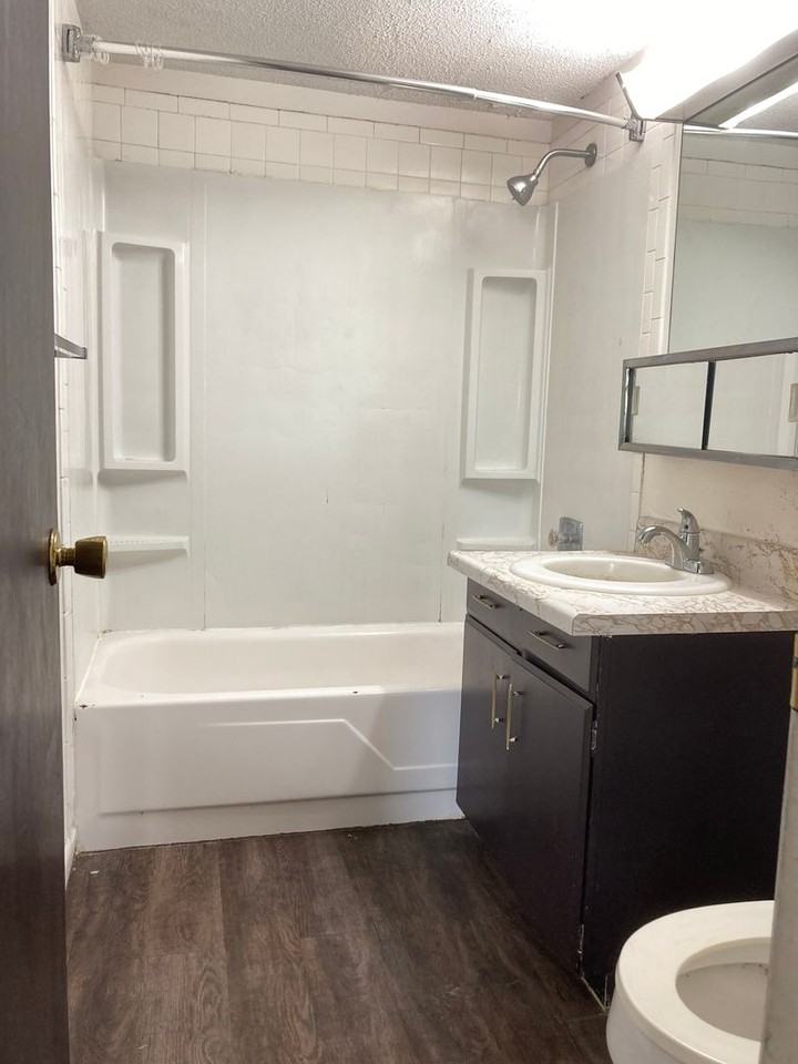 Riverside - Photo 2 of 19