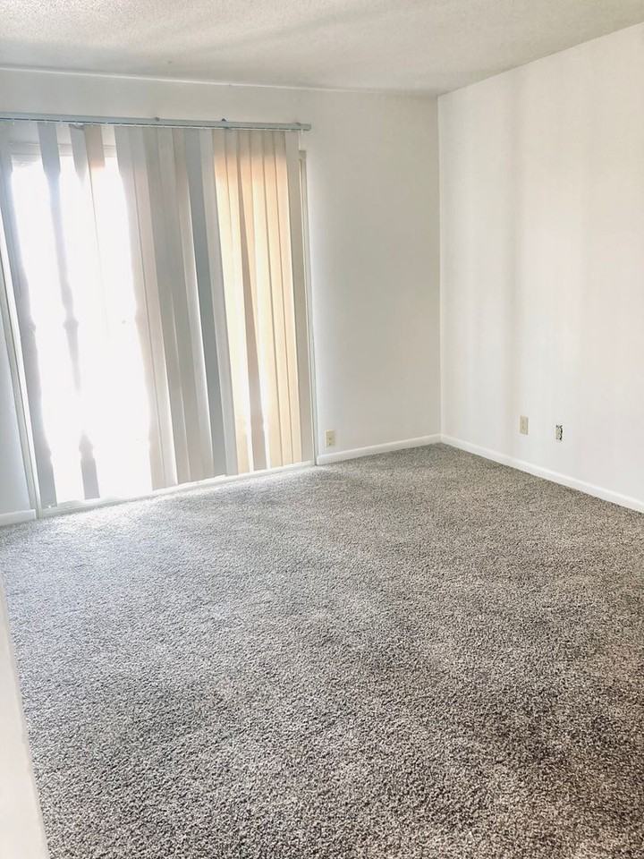 Riverside - Photo 6 of 19