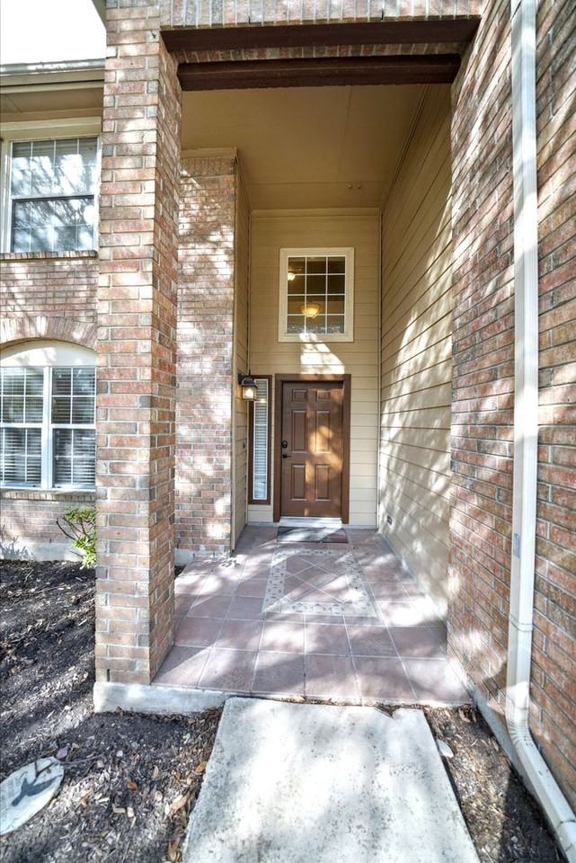 194 Laceleaf Ln - Photo 7 of 48