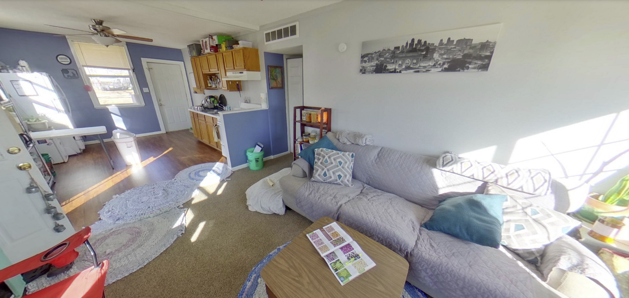 319 8th St - Photo 6 of 11