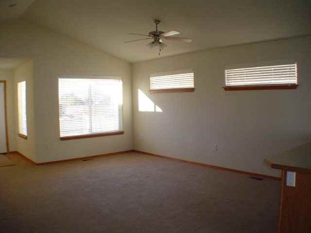 1714 W Tieton Ave - Photo 3 of 6