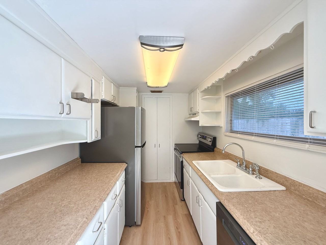 3403 Old Oak Dr - Photo 7 of 17