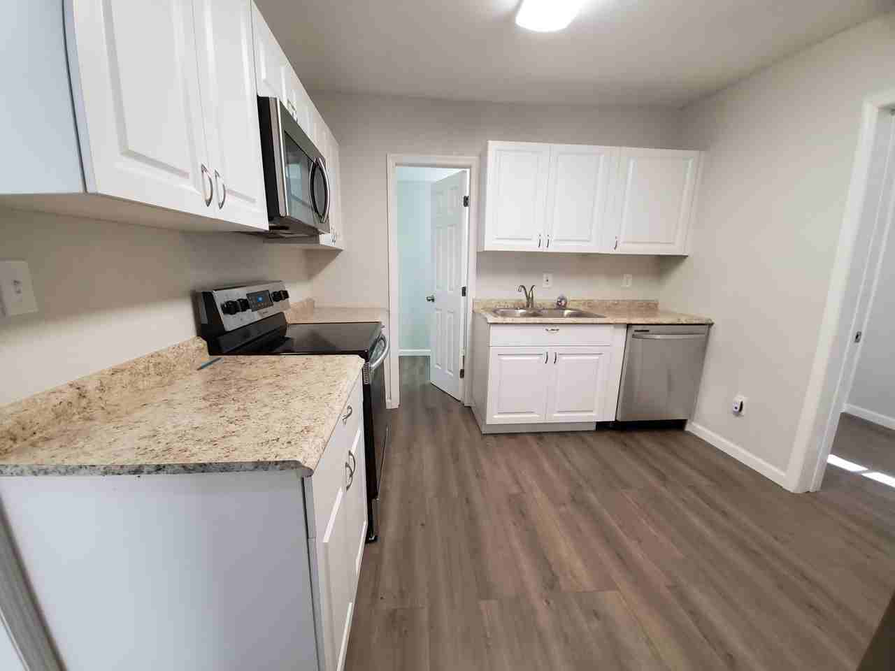 411 12th Avenue East - Photo 4 of 17