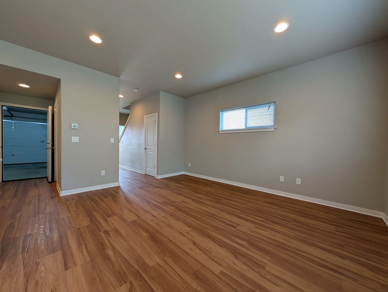 3610 Phantom Way - Photo 3 of 28