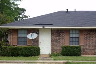 918 Fisher Ln - Photo 1 of 1