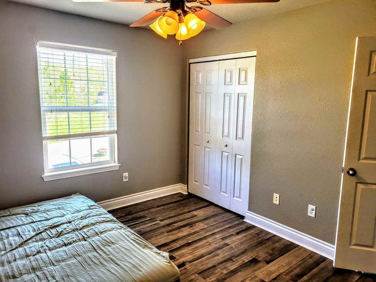 15799 Tundra St - Photo 4 of 10