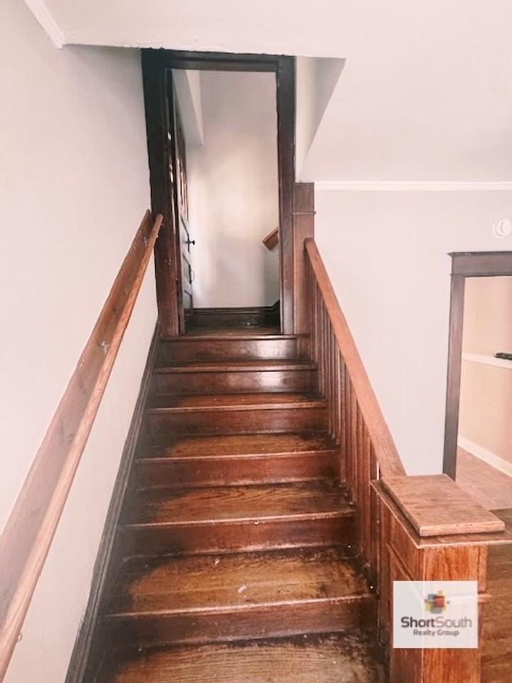 831 Watkins St Se - Photo 7 of 13