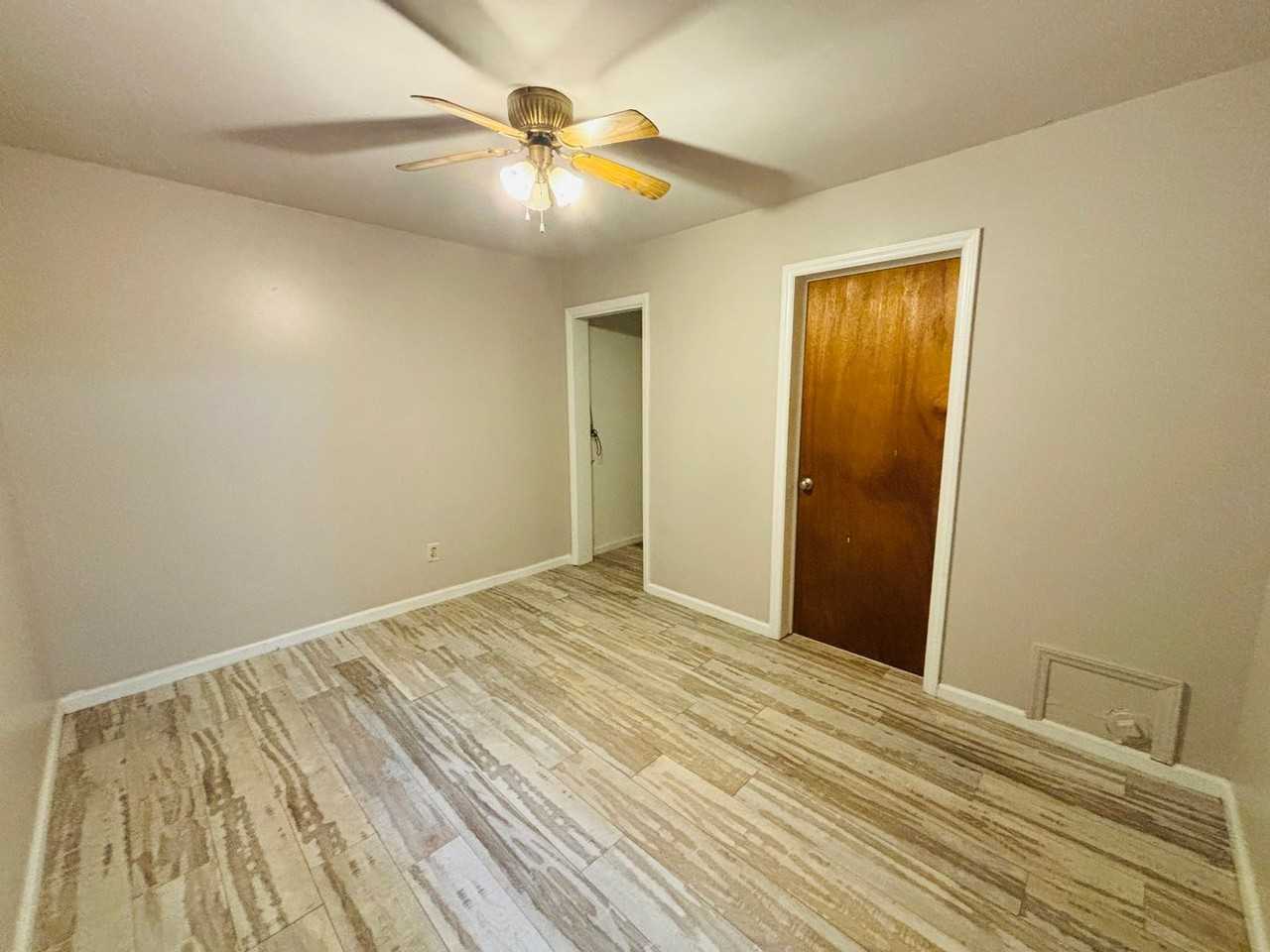 2508 Ridge Rd - Photo 7 of 23
