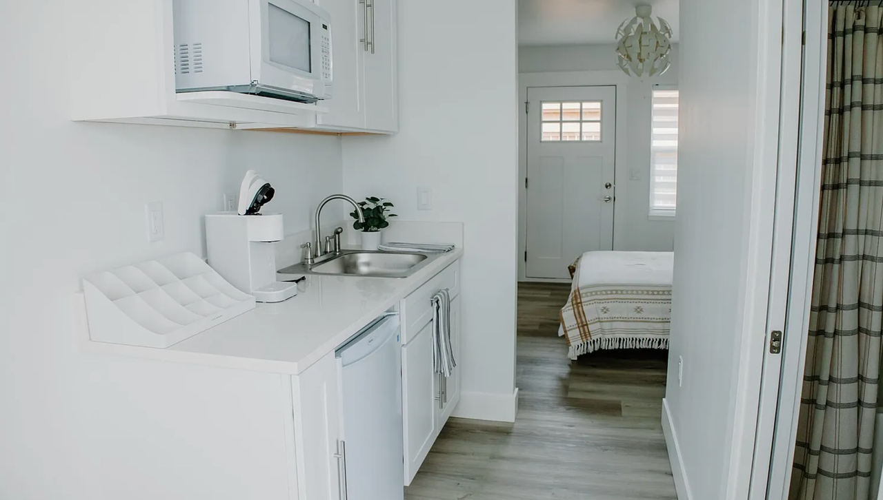 122 Daisy St S #3 - Photo 6 of 8