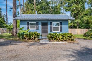 738 Parklawn Cir - Photo 1 of 1