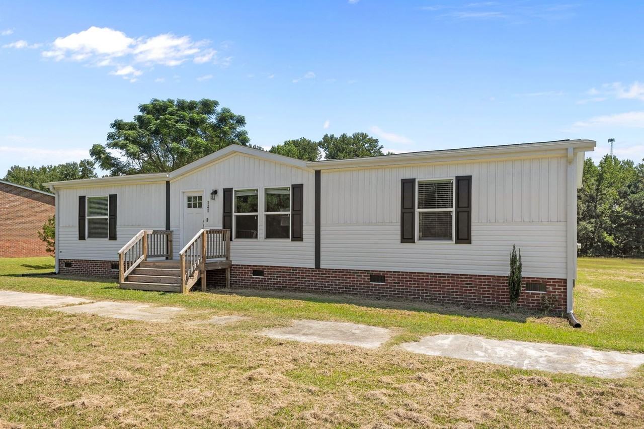 141 Pioneer Ct - Photo 3 of 36