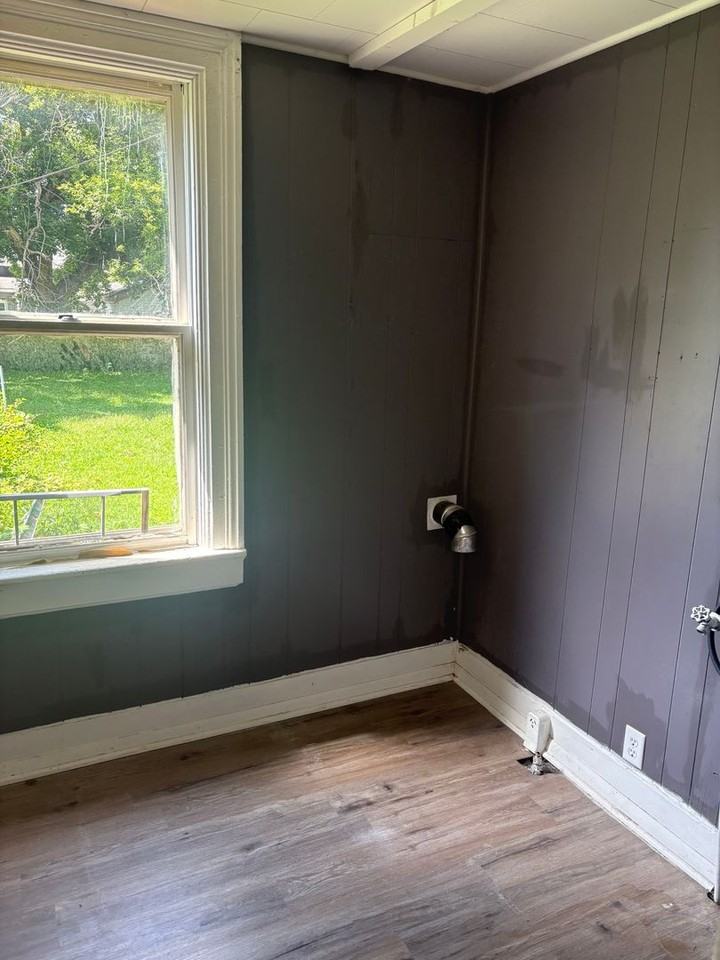 418 Lincoln St - Photo 5 of 13