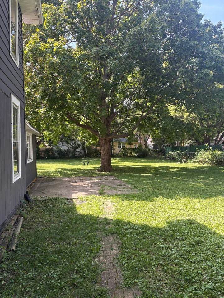 418 Lincoln St - Photo 7 of 13