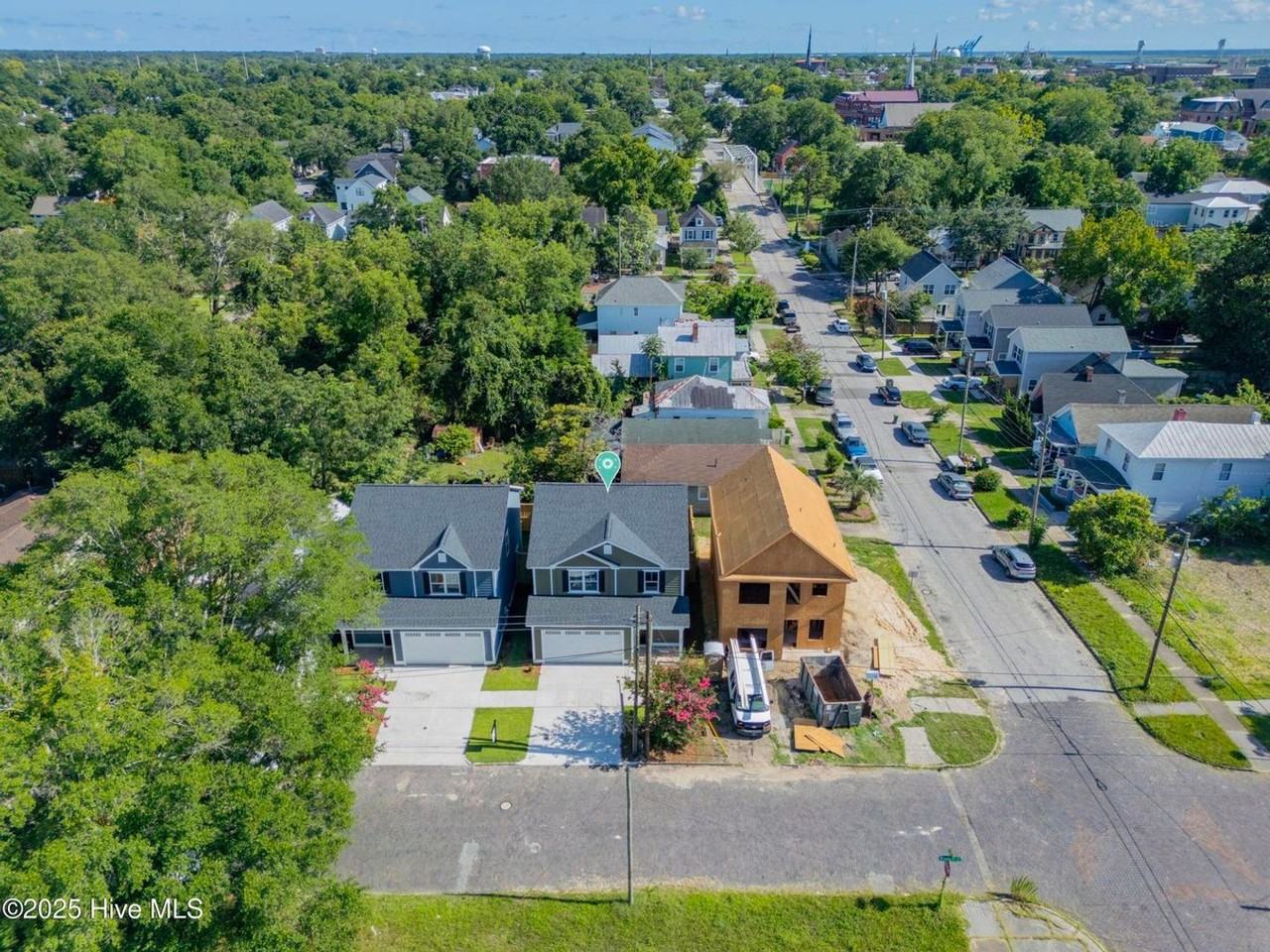 602 Bladen St - Photo 2 of 18