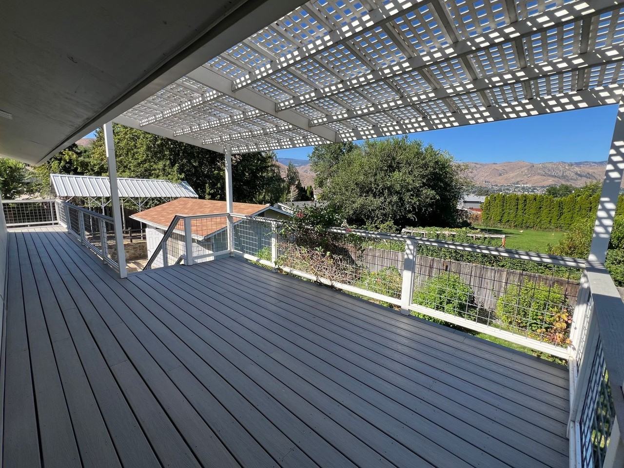 216 Ridgemont Drive - Photo 5 of 34