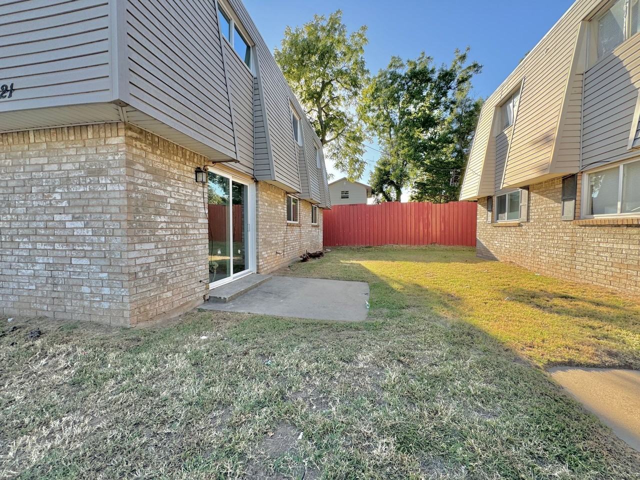 Melrose Park Apartments - Photo 2 of 5